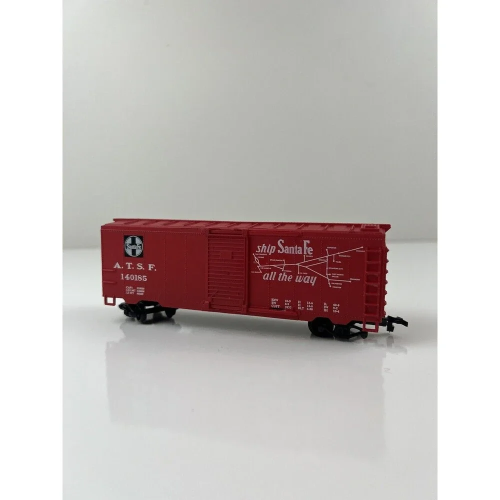 Conductor's Choice HO scale Santa Fe Box Car Life-Like Brand Realistic Toy